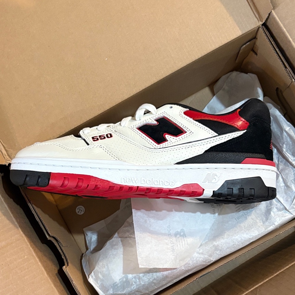 New Balance 550 Sneakers - Cream, Red, Black